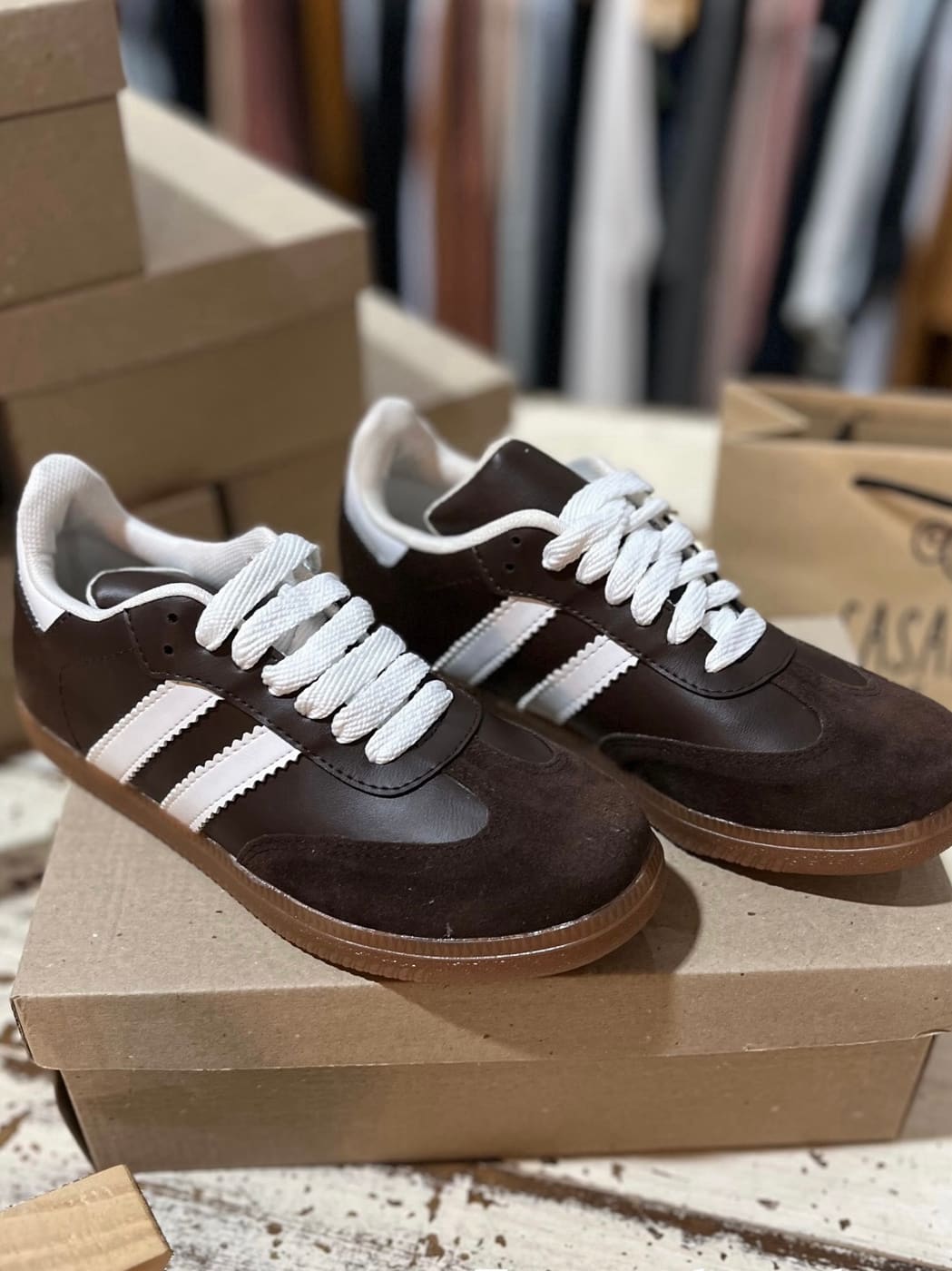 Zapatillas de Gamuza Chocolate